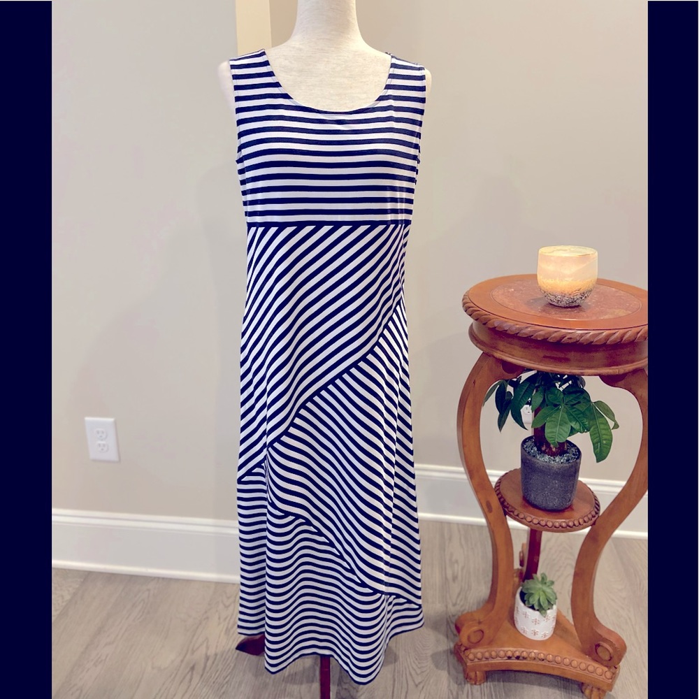 Kasper Sleeveless Maxi Dress New With Tags!